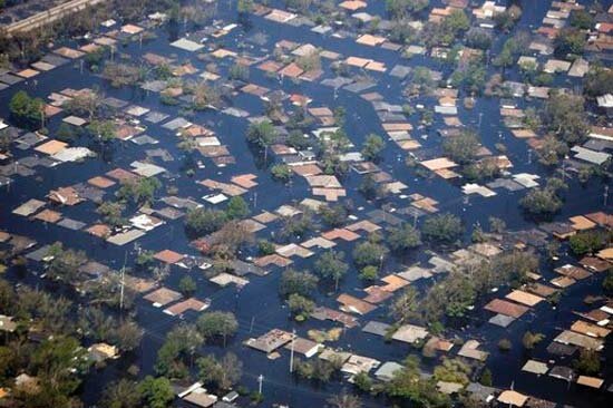 •	Hurricane Katrina (2005)