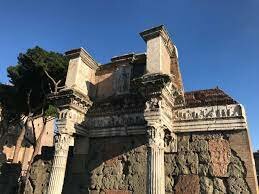 Nerva Dedicates the Forum of Nerva