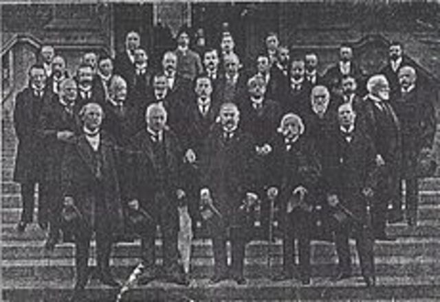 Firma del Tratado de Arbitraje entre Venezuela y el Reino Unido deGran Bretaña e Irlanda del Norte.