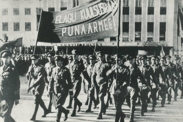 Punaarmee vallutab Eesti