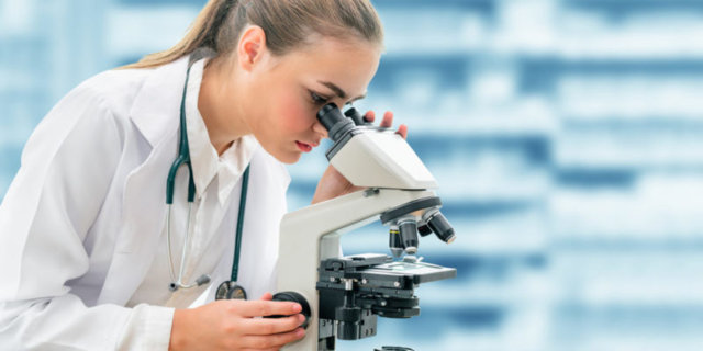 La invención del microscopio