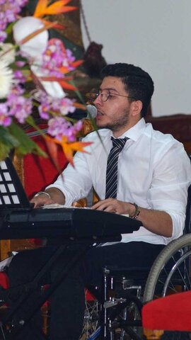 "Sin prisa, sin pausa".