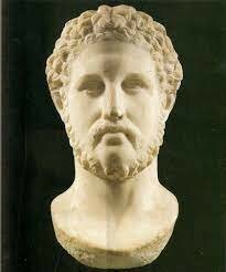 Alessandro diventa Re