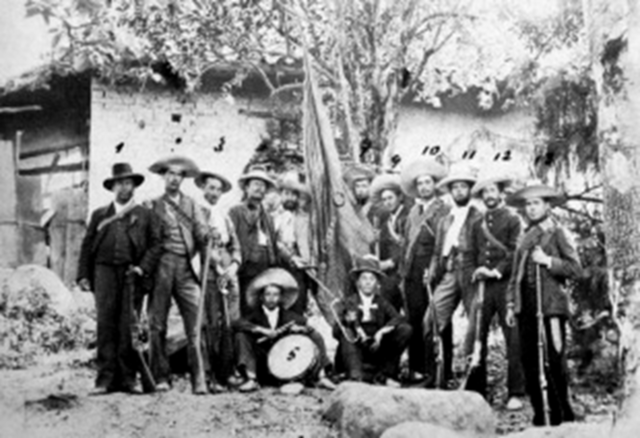 La Guerra de las Escuelas