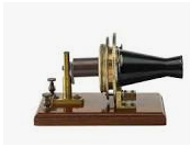 Graham Bell patenta el teléfono.