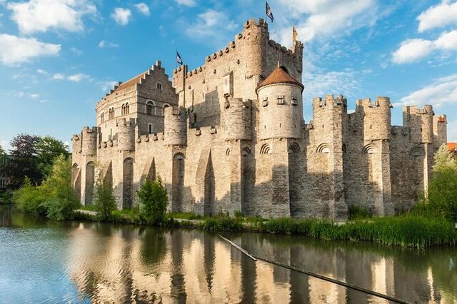 Fin Construcción: Castillo de los Condes de Gante / Castillo de Gravensteen