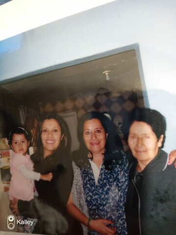 UNION DE CUATRO GENERACIONES