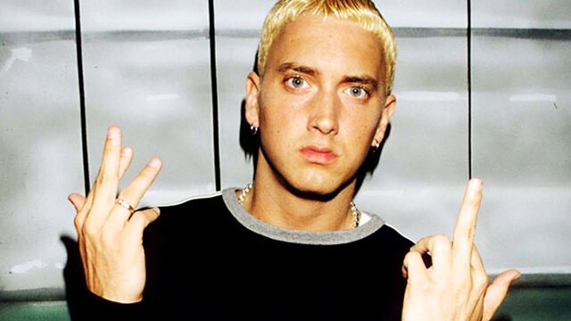 Detroit artists Eminem hits the charts