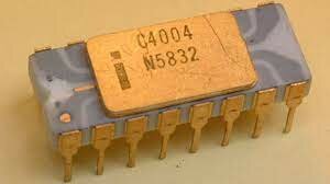 PRIMER MICROPROCESADOR