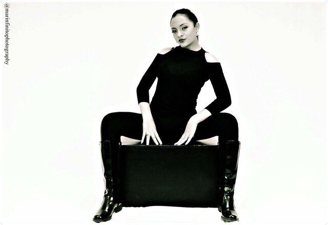 MODELE PARA UN CATALOGO DE ROPA.