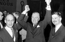 Quebec Liberal Party wins election.