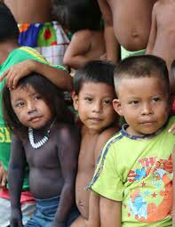 población infantil y joven en riesgo de  desplazamiento