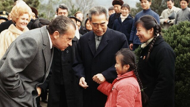 Nixon goes to China