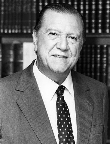 Llego a la presidencia el Doctor Rafael Caldera.