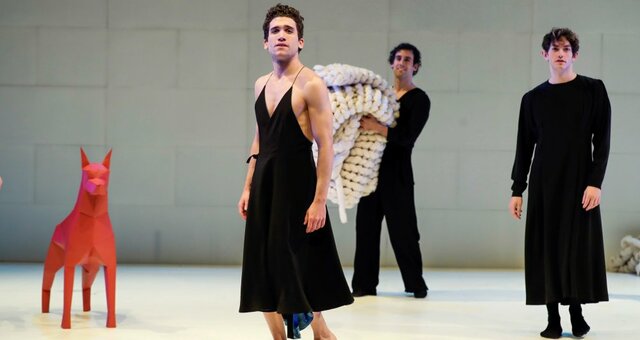 Esto no es La Casa de Bernarda Alba