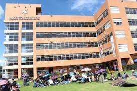 Universidad: Pandemia y Otras Cositas Más...