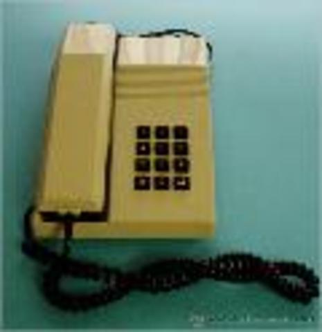 Llegada del teléfono fijo