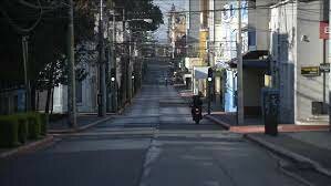 Sanciones y toque de queda