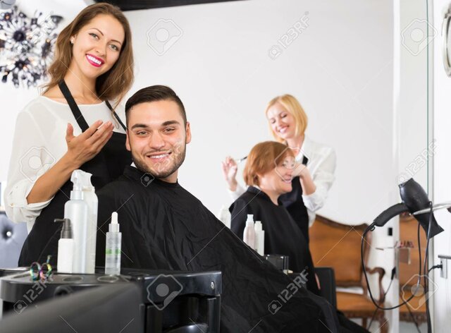 Comienzo de vida laboral y emprendimiento