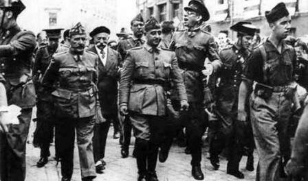 Organización en Salamanca la Junta de defensa Nacional.