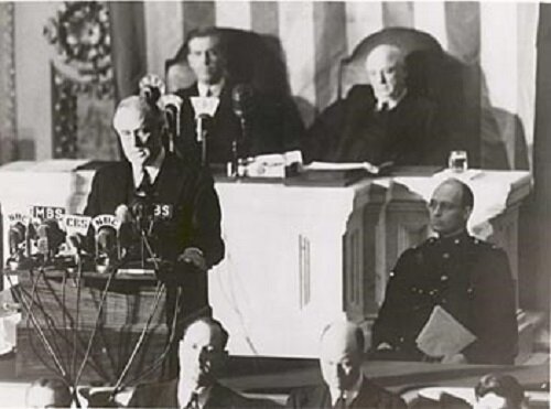 Los aliados  declaran la guerra a Japón