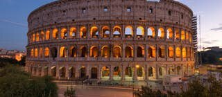 Vespasian Builds Colosseum