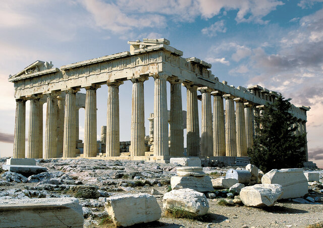 Inizio costruzione del Partenone