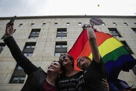 Nuevo enfoque para impulsar investigaciones por actos de racismo, discriminación y hostigamiento.