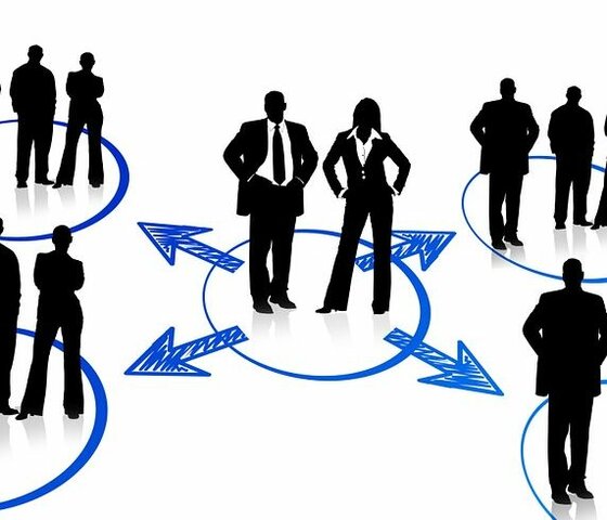 Se sanciona la Ley 19.550 que incorpora al código de comercio un nuevo régimen sobre sociedades.