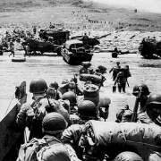Els aliats derroten Alemanya en la batalla de Normandia.