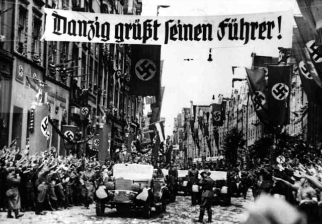 Invasió a Danzig, Polònia