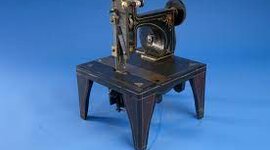 Timeline: MÀQUINA DE COSIR