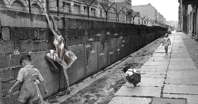Iron curtain
