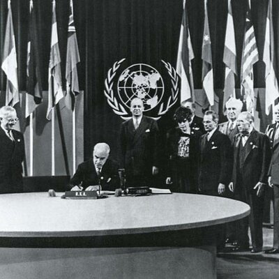 Timeline: HITOS DE EDUCACION AMBIENTAL