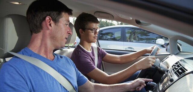 Aprendiendo A Conducir.