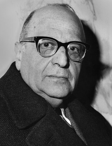 Acciones de  Max Horkheimer