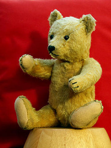 1902- Teddy Bear - Morris Michtom