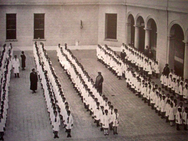 Decreto 18411 - Religión en las escuelas