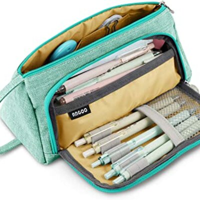 Timeline: Biografia de un estuche