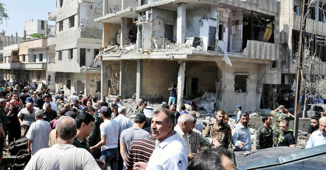 Start of the siege of the city of Homs, which leaves 300 dead.
