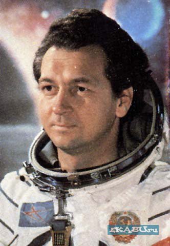 - принят в отряд космонавтов