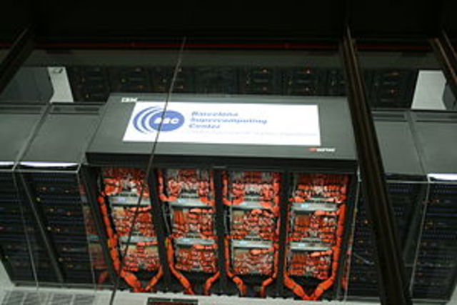 Puesta en funcionamiento del supercomputador MareNostrum en el BSC