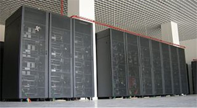 Entra en servicio el supercomputador Magerit perteneciente al CeSViMa.
