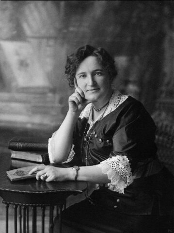Nellie McClung (Date: Death)