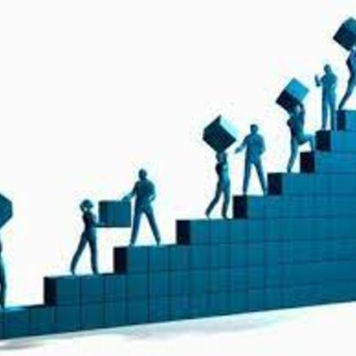 Timeline:  avance de la tecnología, redes sociales y la comunicación.