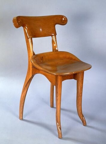 El diseño industrial en España: Silla para la Casa Batlló (Gaudi)