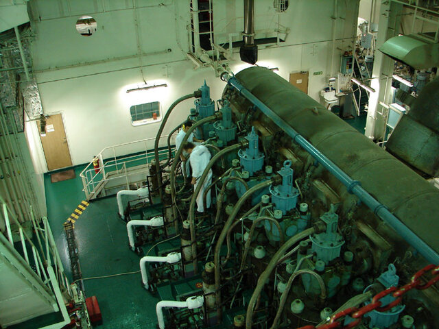 Primer motor diésel para barcos