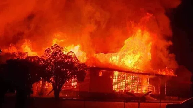 temporary St Mary’s Cathedral burns down again