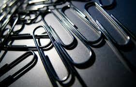 Clip metálico para papel