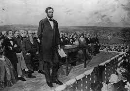 Lincoln gives his Gettysburg Address